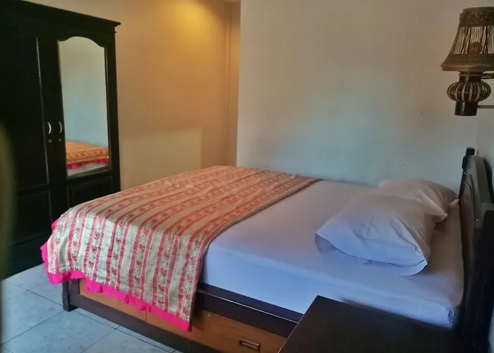 Taman Mekar Guest house Kuta (Bali)
