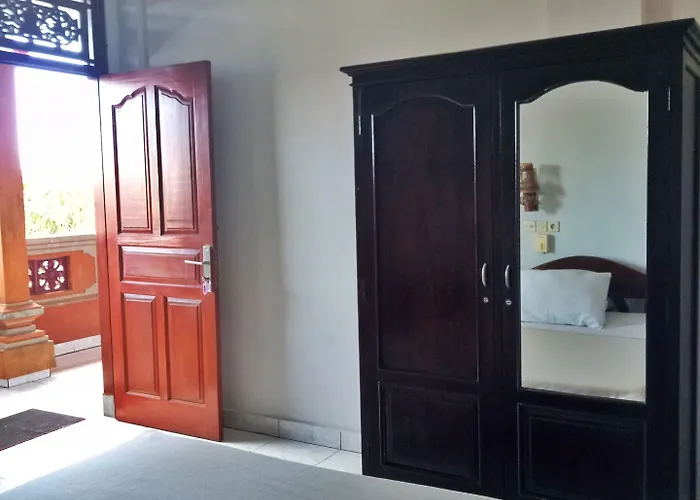 Guest house Taman Mekar *
